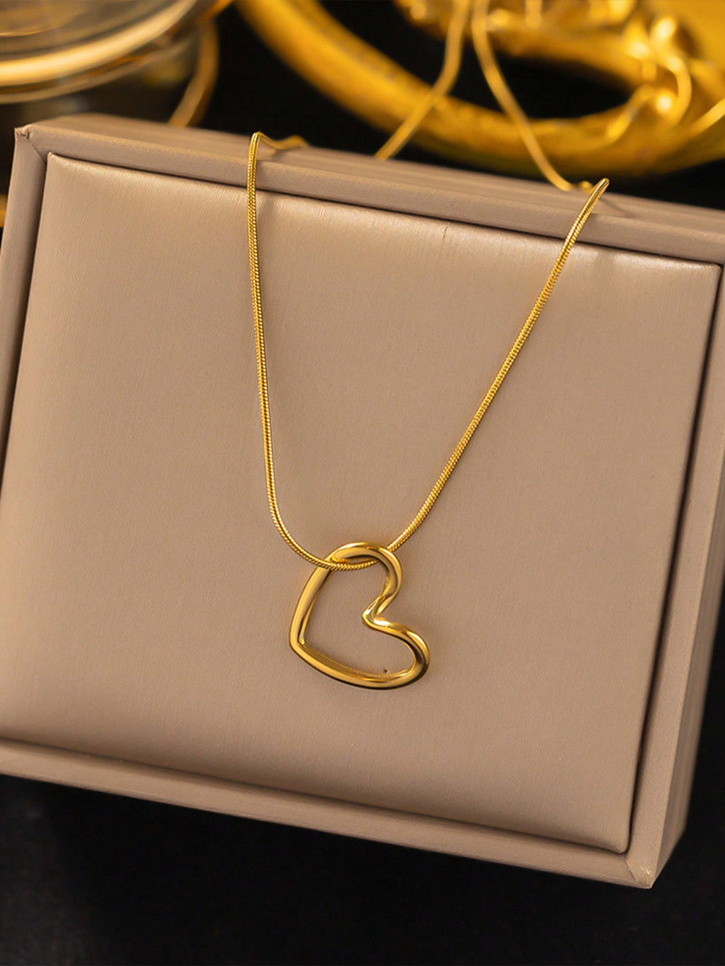 Hollow Out Heart Design Gold- Color Women's Necklace. Sweet & Simple Clavicle Chain, Unique, Chich Heart-Shaped Stainless Steel Pendant.