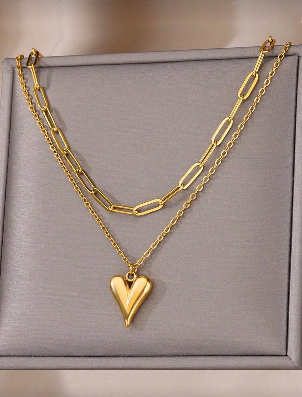 Double Layer Heart Clavicle Chain Necklace.