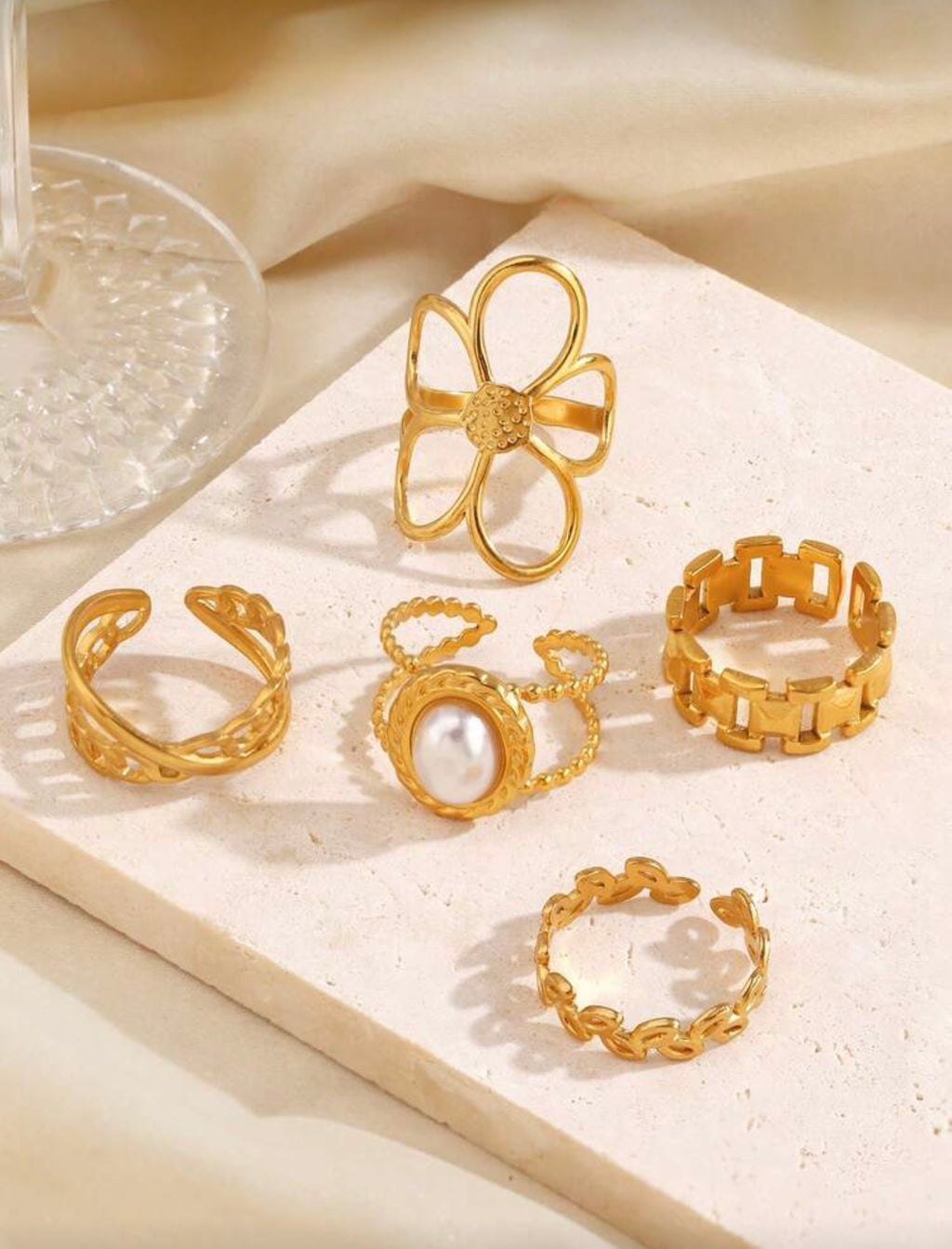 5pcs - 18k Gold Plated Ring Set