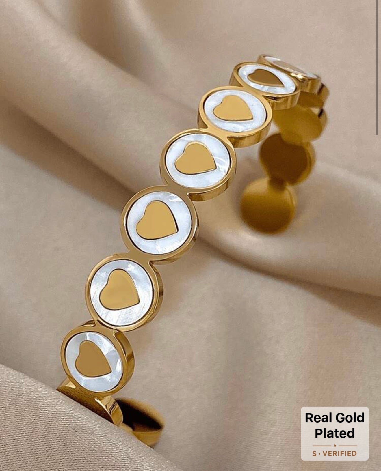 White Shell Heart Gold Bracelet