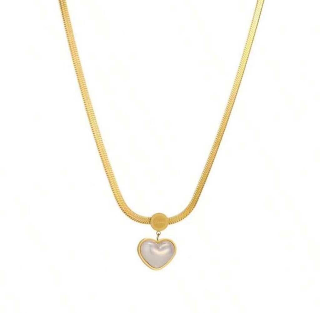 3 pcs Jewerly Set - Flat Chain Heart Shaped Pearl Pendant Necklace and Stud Earrings