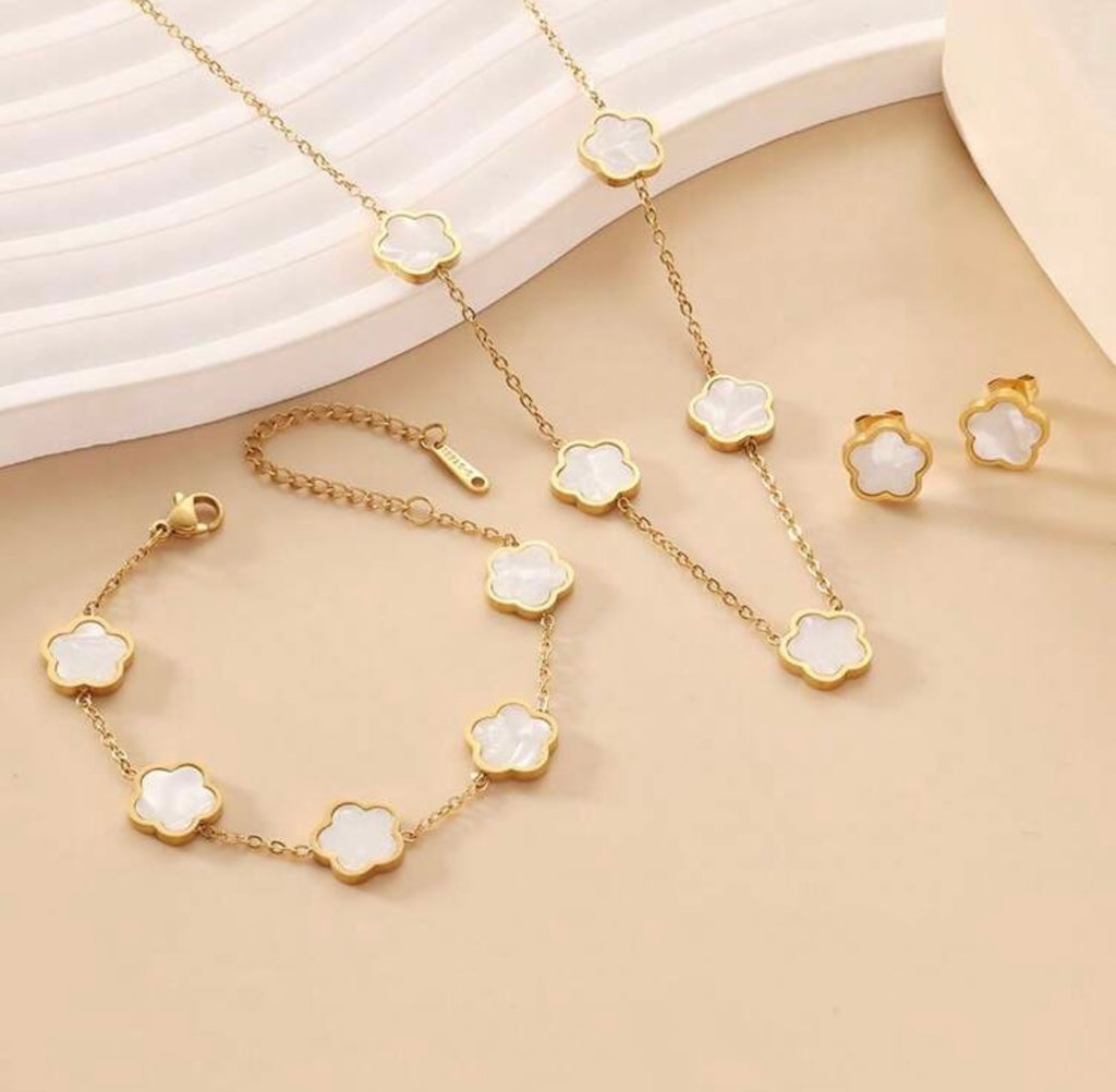 3- Pcs Petal Flower Pendant Necklace, Bracelet, Earrings.