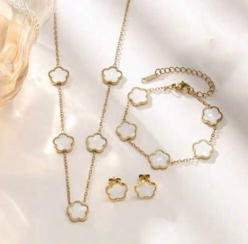 3- Pcs Petal Flower Pendant Necklace, Bracelet, Earrings.